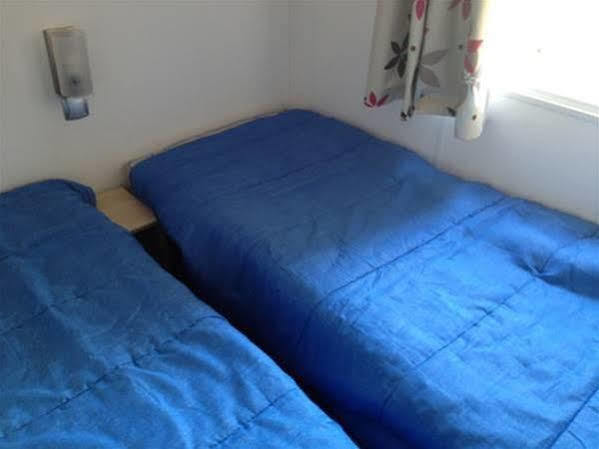 Camping Neptuno Hotel Pals Ngoại thất bức ảnh