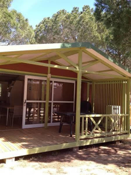 Camping Neptuno Hotel Pals Ngoại thất bức ảnh